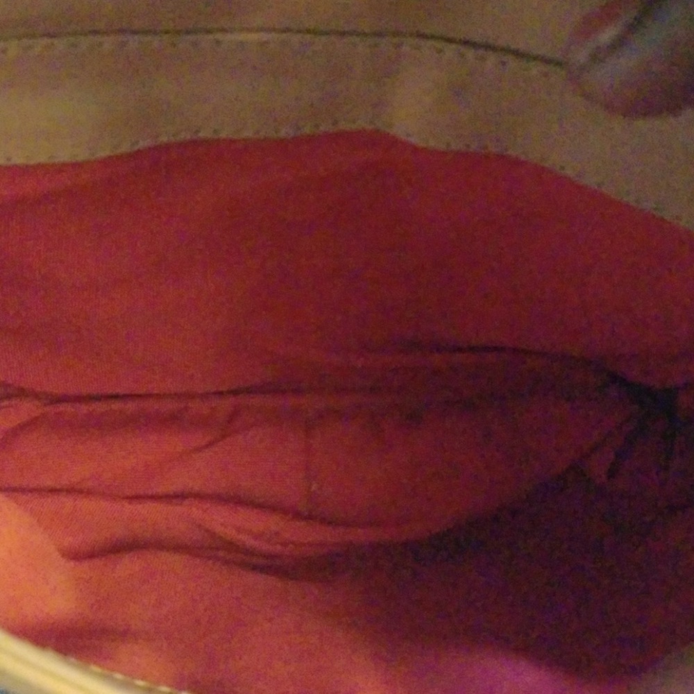 Schutz Crossbody bag in two colors the bags are sold separately - Picture 7 of 7